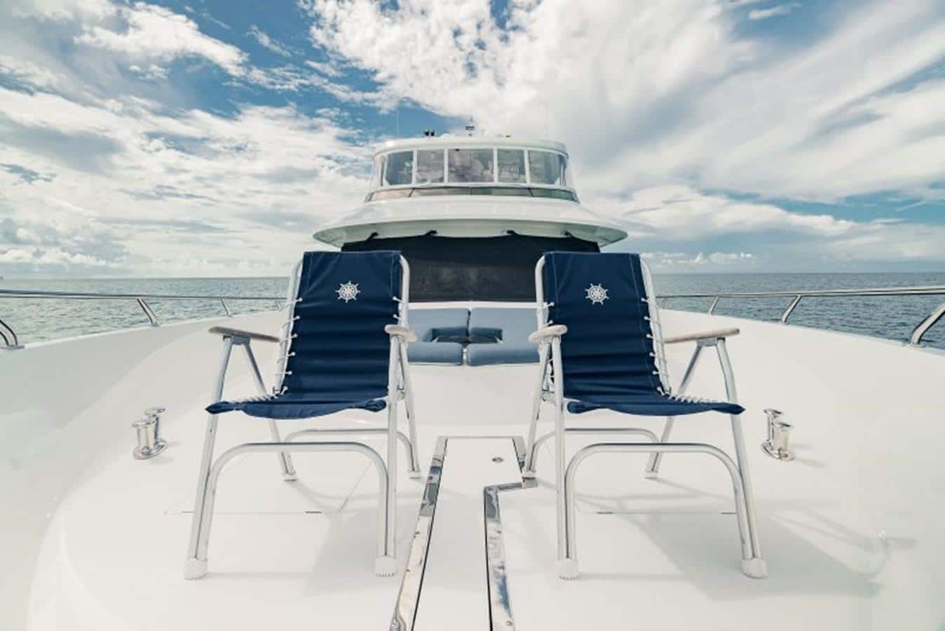 Sweet Salt - Bow Deck Chairs and Sunpad - 2016 Ocean Alexander 85e